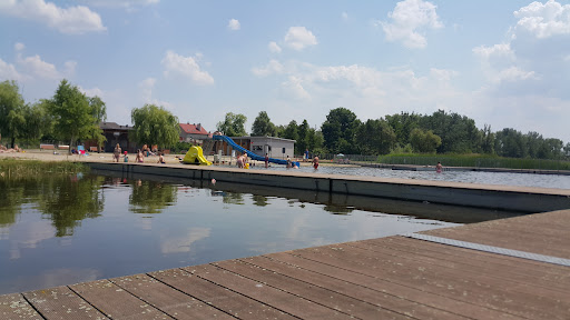 Plaża miejska w Dolsku - ludzie na plaży